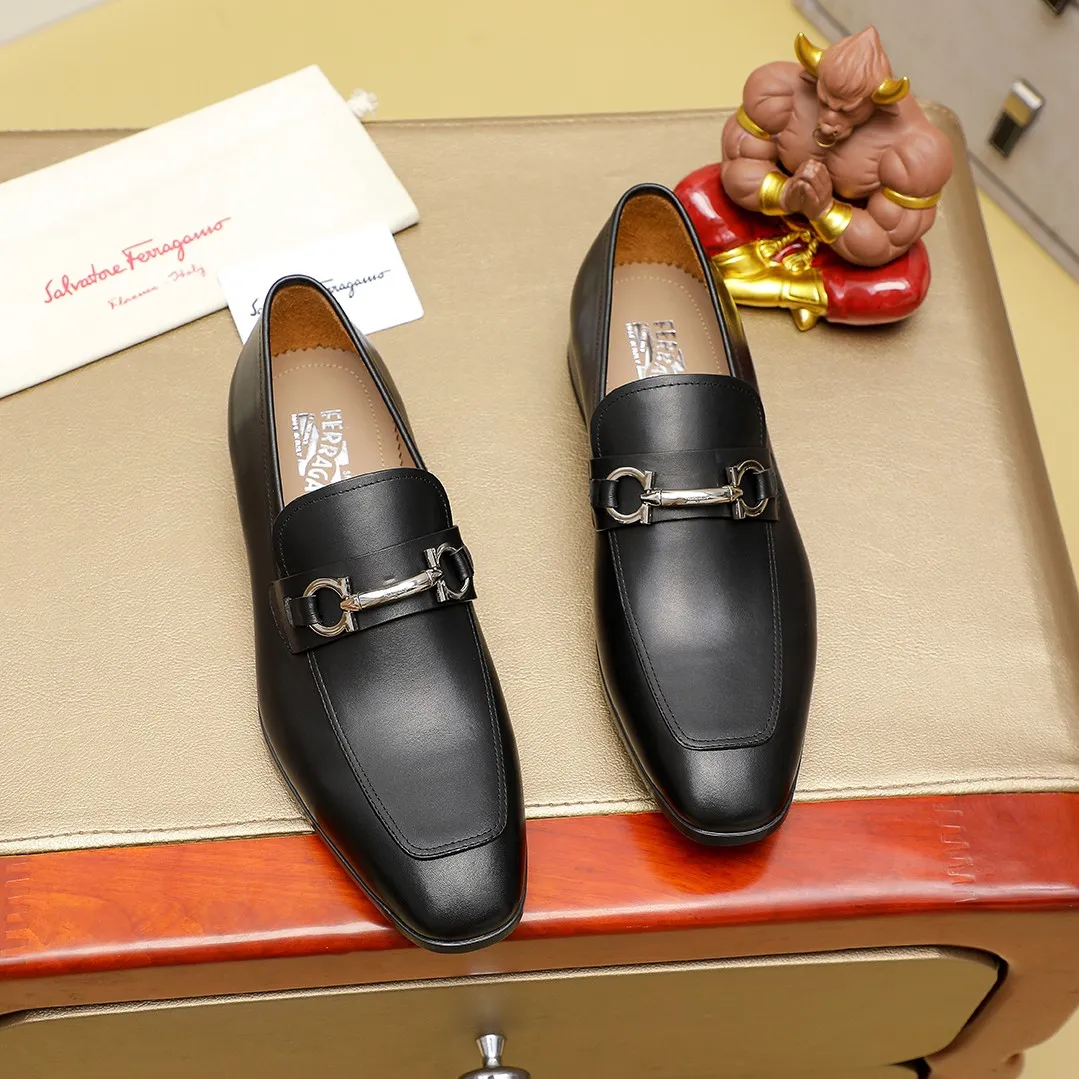 Men's shoes 💰600 🕷🕷🐂【Ferragamo】 Popular fashionable casual shoes🇨🇳Official website counter 1:1 production, original mold opening💯Good quality can be seen, imported high-end first-layer pebbled calfskin, water-dyed🐂leather lining🌿very clear texture, high-quality waterproof, non-slip and wear-resistant outsole🎋high quality and low price, truly handmade🍓, 7 colors available! Code number 38-44 (45. To be customized)